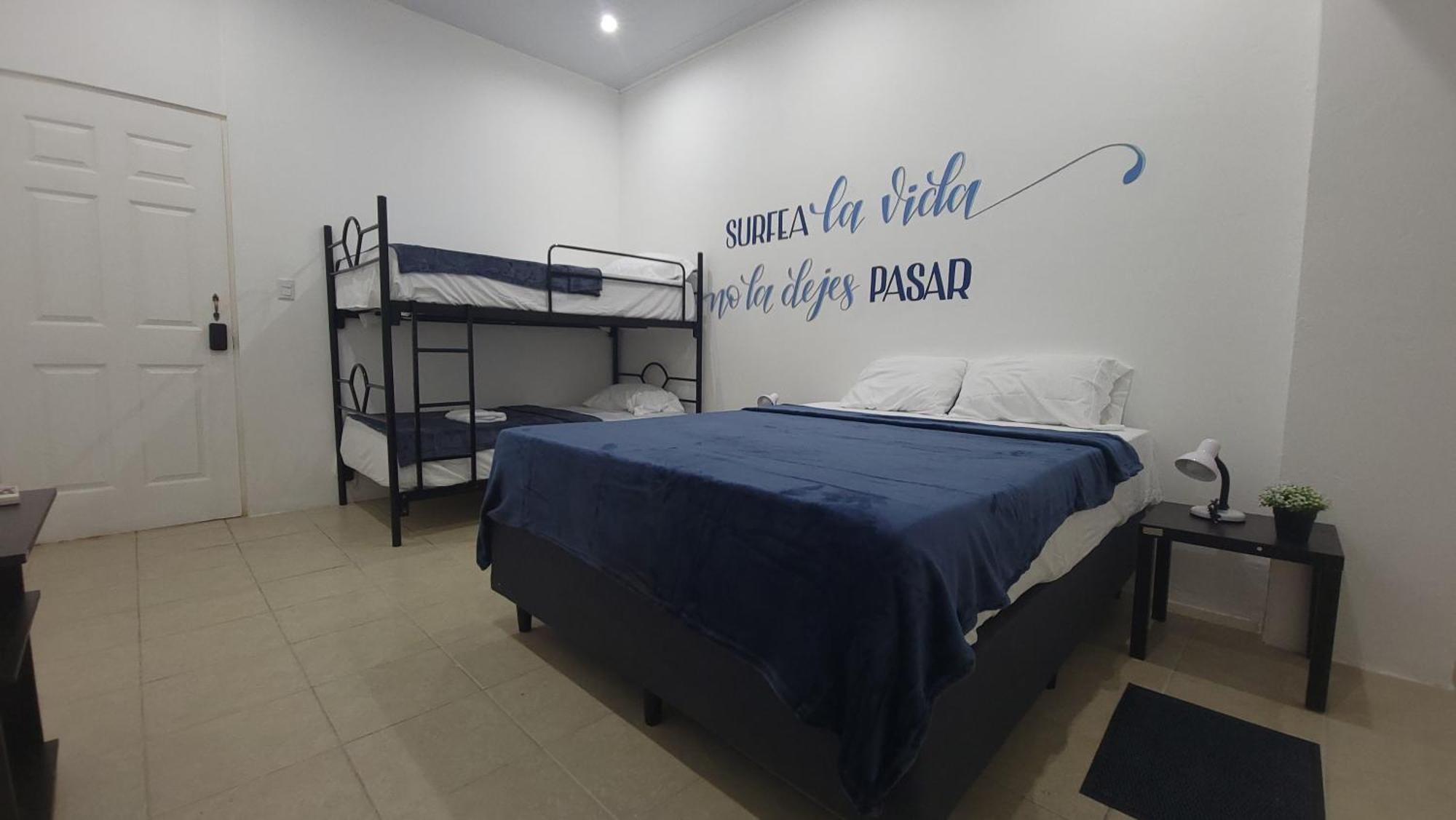 Surfo House Hotel & Hostel タマリンド エクステリア 写真